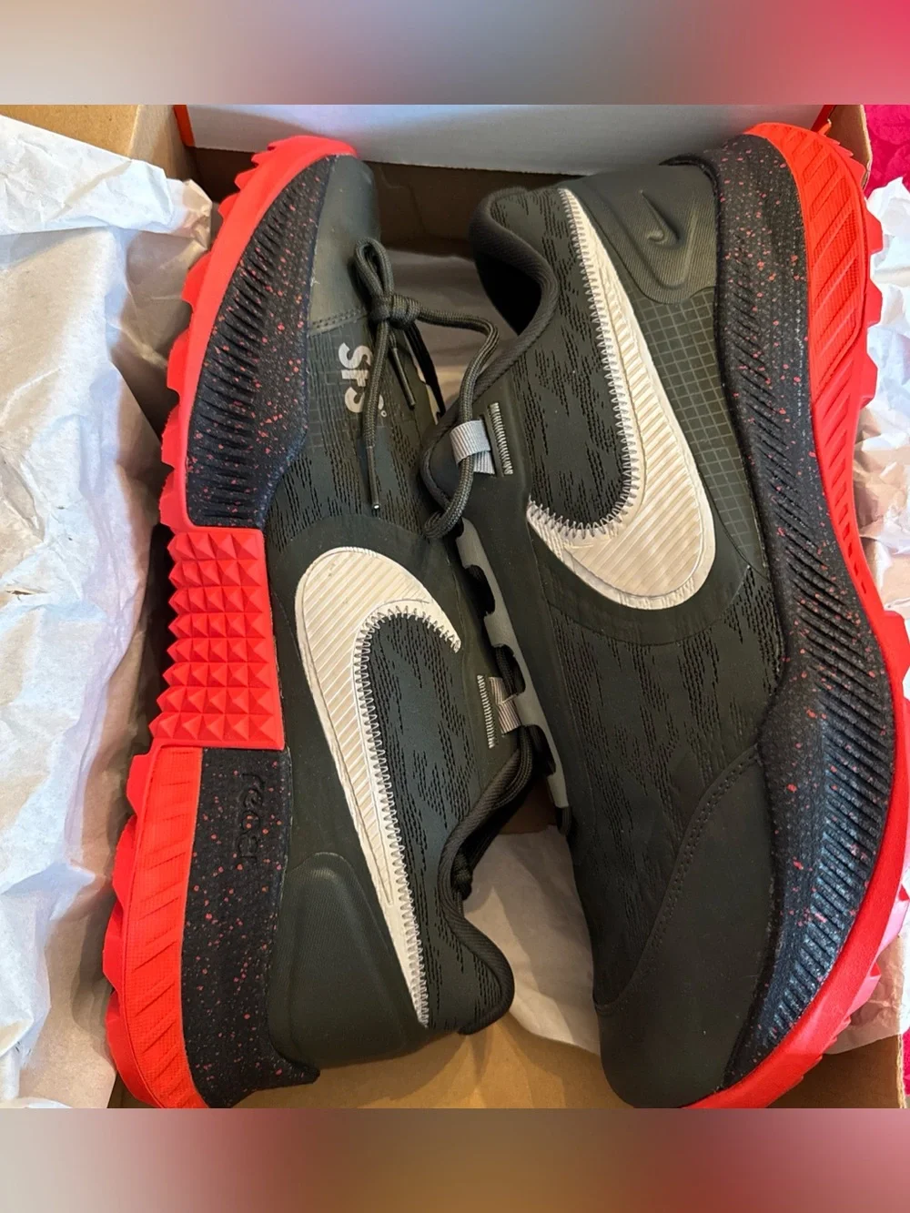 BNIB Nike React SFB Carbon Low